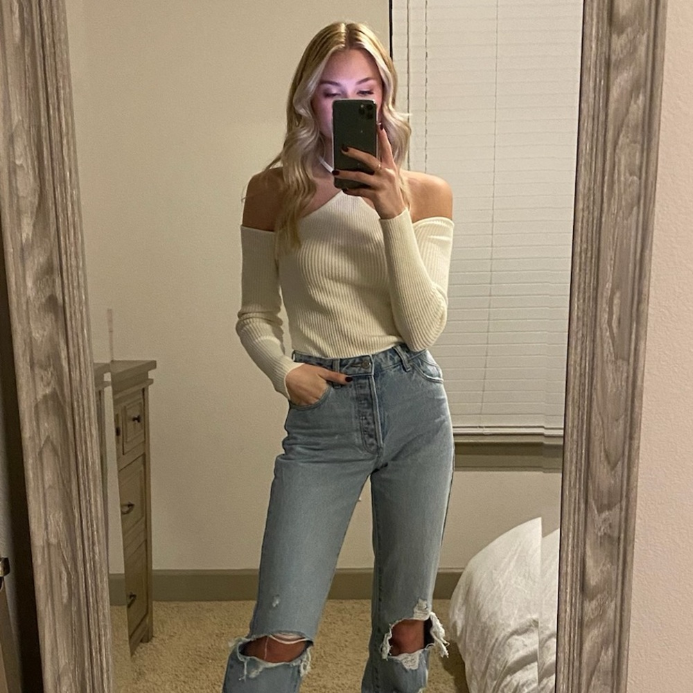 A&F Cream Off-Shoulder Ribbed Bodysuit